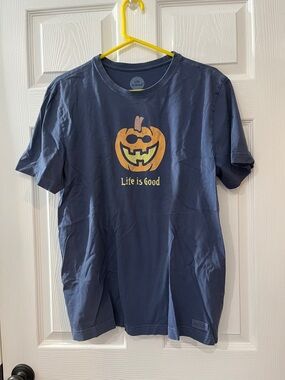 Life is Good Women’s  Navy Blue Pumpkin Graphic Tee